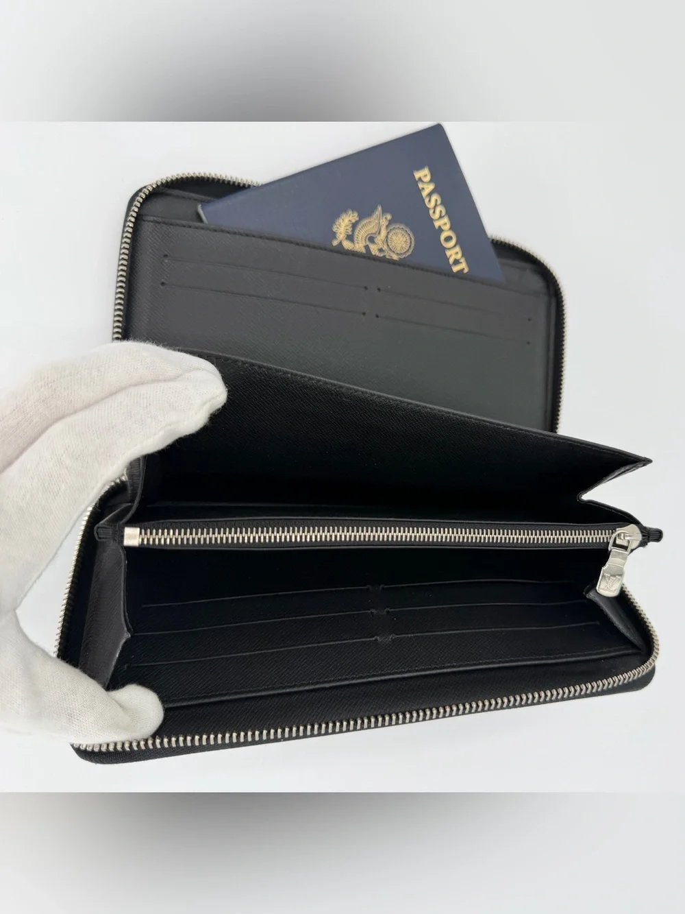 LV Damier Graphite Unisex Zippy Organizer Wallet Excellent Condition w/COA - Picture 3 of 11